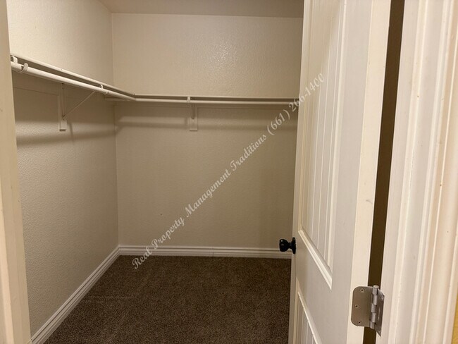 Building Photo - New Year Special! 50% Off First Month's Rent!