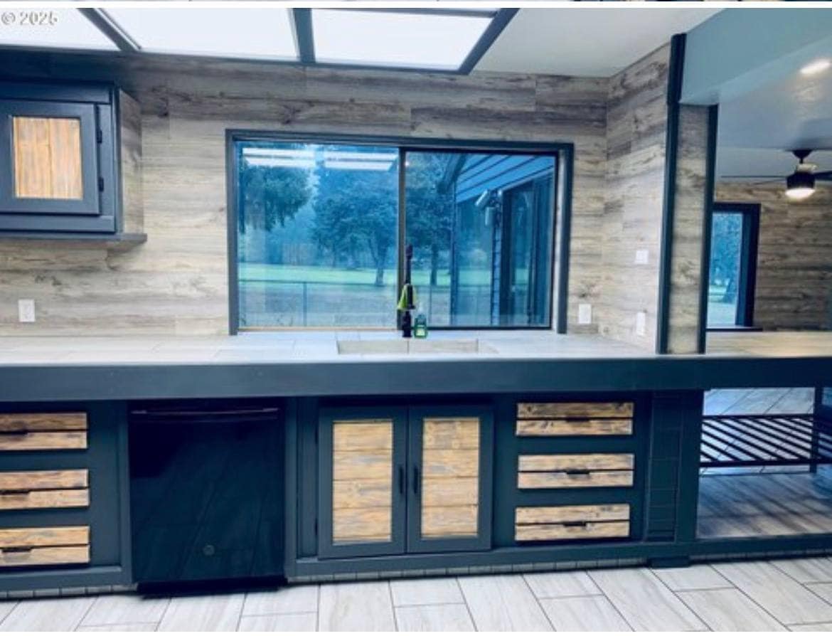 Building Photo - 20647 NW Lapine Way