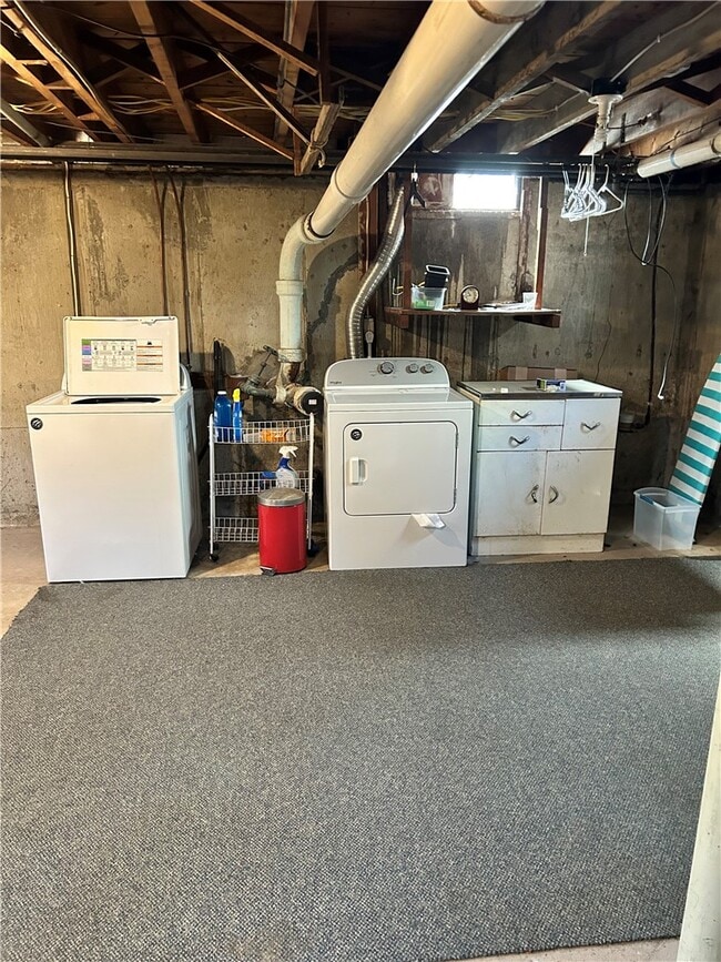 Building Photo - 600 McDowell Pl