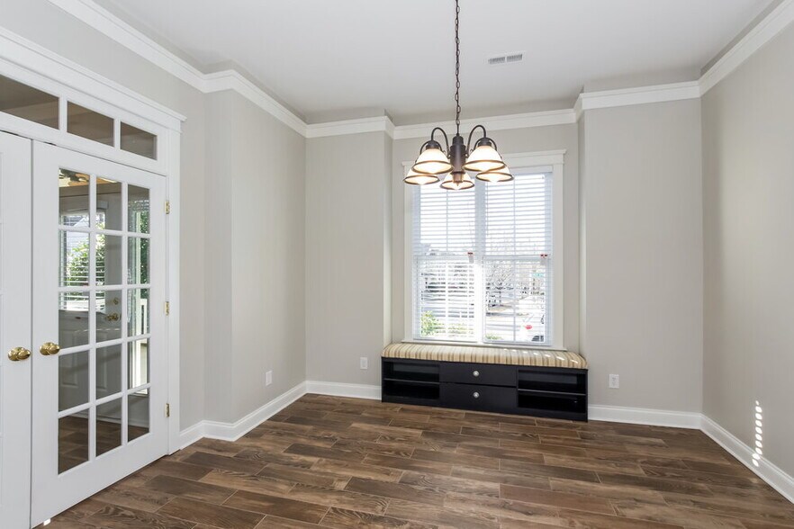 Building Photo - 9819 Grier Springs Ln