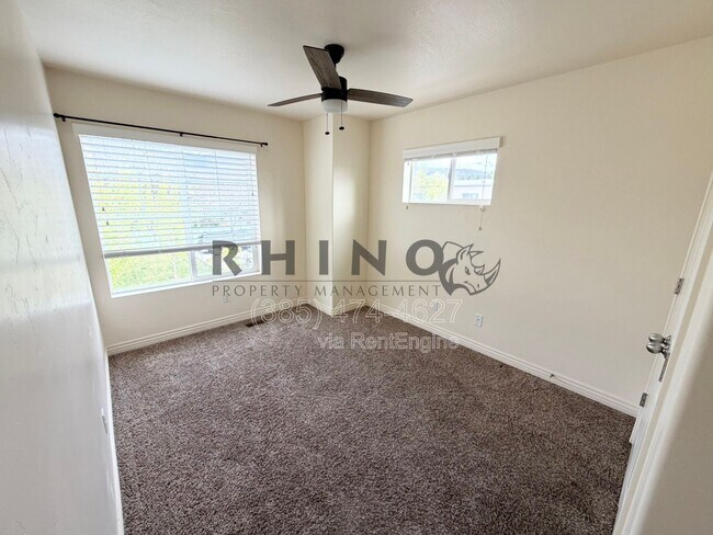 Building Photo - 1544 S 840 W
