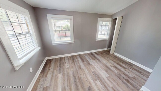 Building Photo - 5336 Cruz Rd
