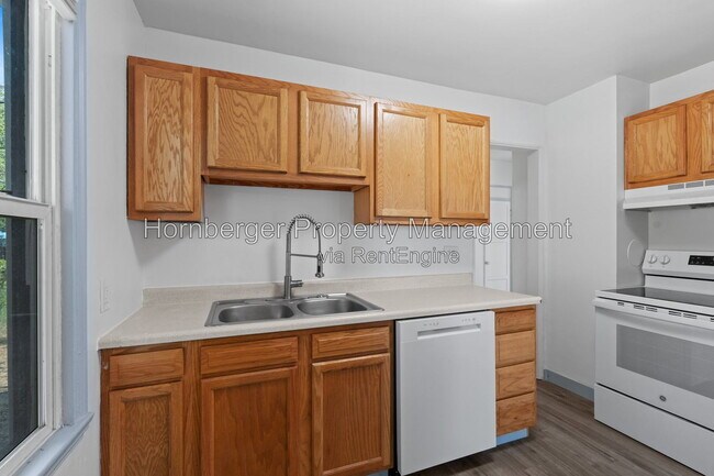 Building Photo - 10106 N Wesley St