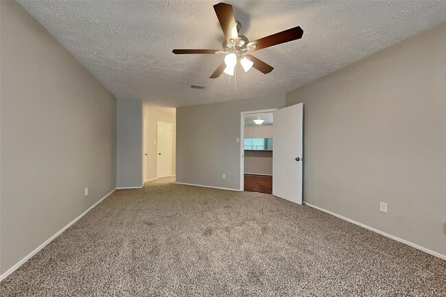Building Photo - 21306 Fernhollow Ln