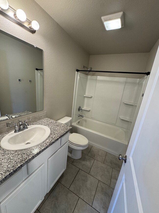 Building Photo - 1116 Rustler Ave