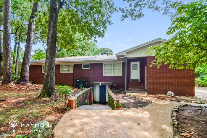 Building Photo - 937 Green Forest Ct
