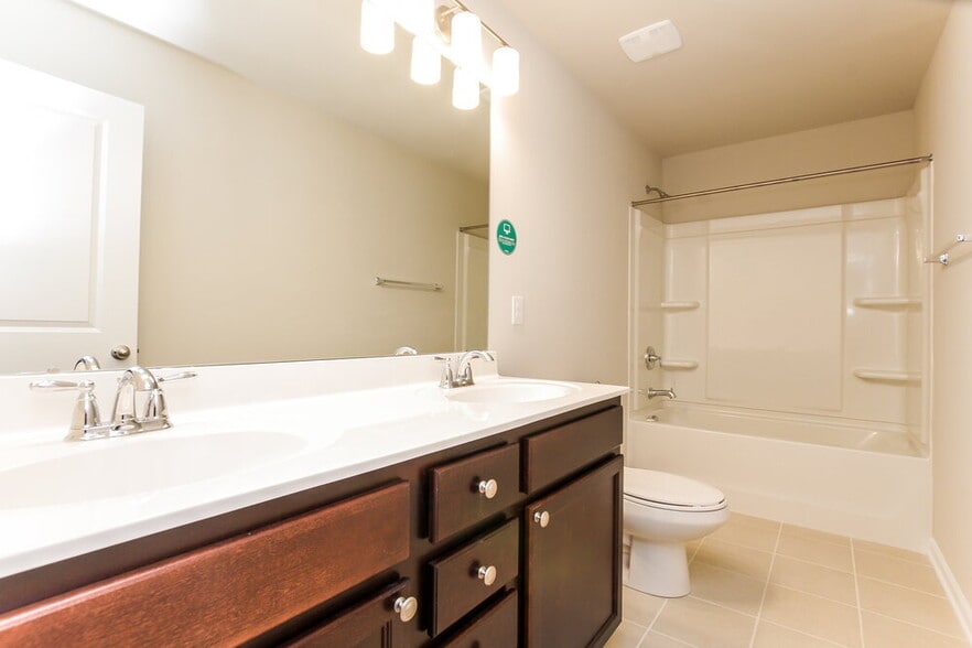 Building Photo - 1147 Rankin Oaks St