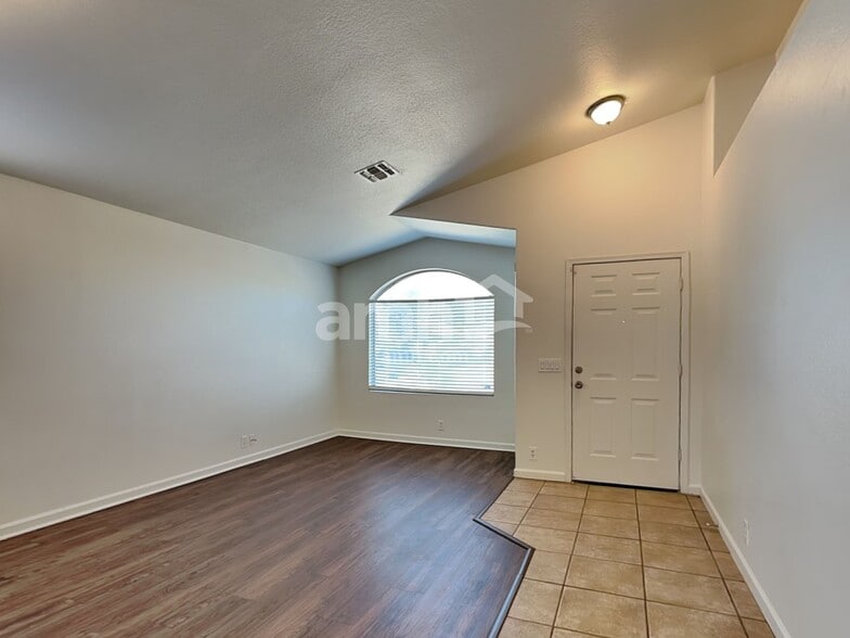 Building Photo - 9255 W Brown St