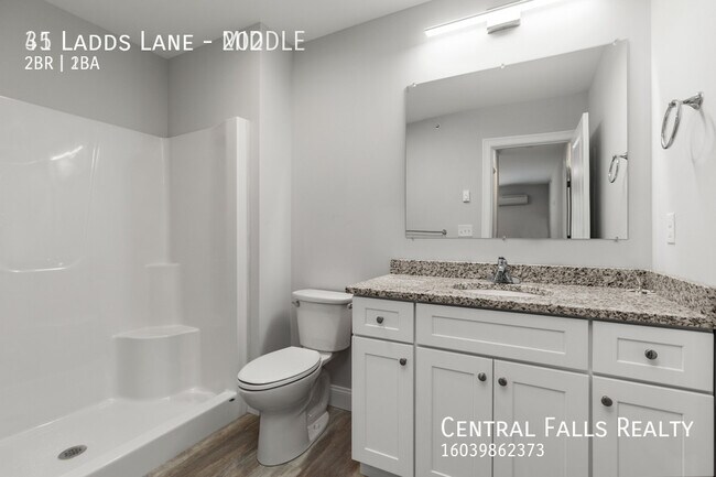 Building Photo - 35 Ladds Ln