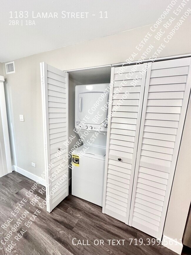 Building Photo - 1183 N Lamar St