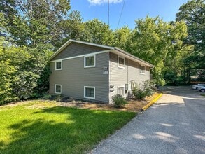 Building Photo - 3008 Oakland St