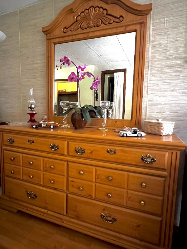 Building Photo - 3708 Linda Vista Dr