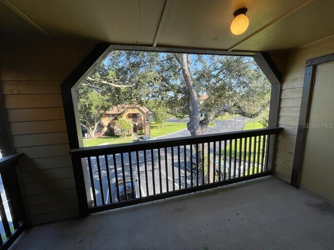 Building Photo - 420 Forestway Cir