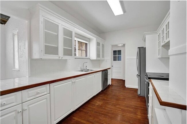 Building Photo - 1818 Florida Ave