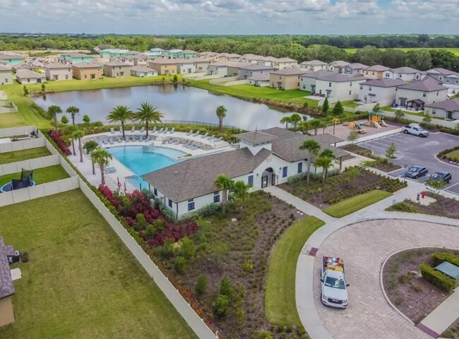 Building Photo - $1000 OFF DECEMBER RENT!!  Beautiful 4 BR 2.5 BA home in desirable Lynwood Community!