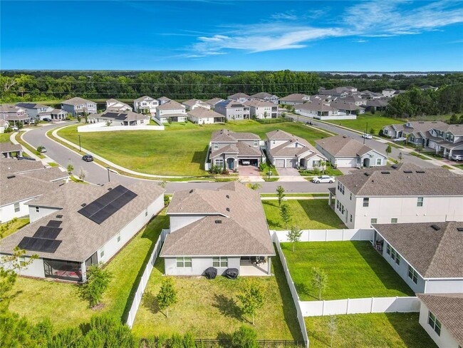 Building Photo - 792 Hyperion Dr