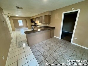 Building Photo - 146 Stapleton St