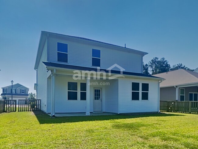 Building Photo - 320 Azore Way