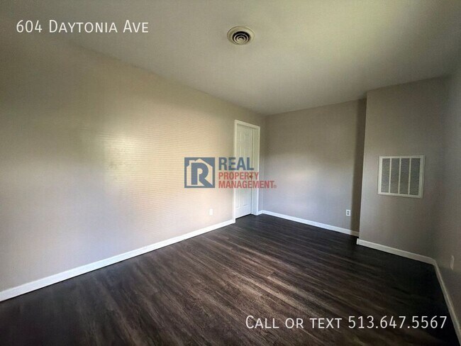 Building Photo - 604 Daytonia Ave