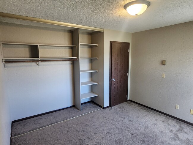 Building Photo - Sunrise apartments llc