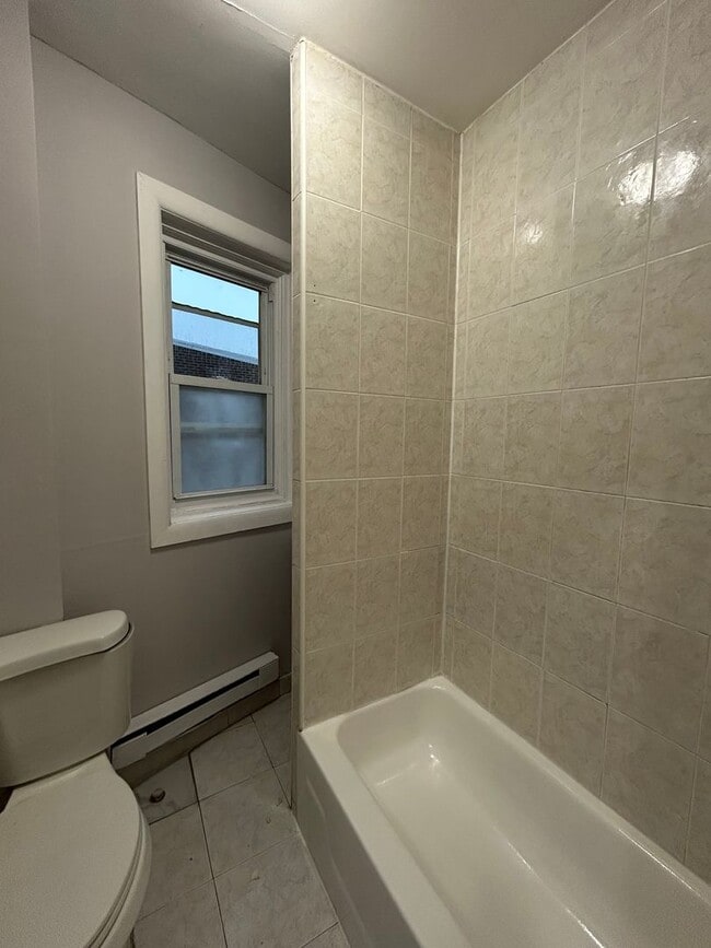 Building Photo - 412 Stuyvesant Ave