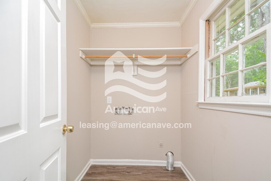 Building Photo - 316 Cartwright Cir