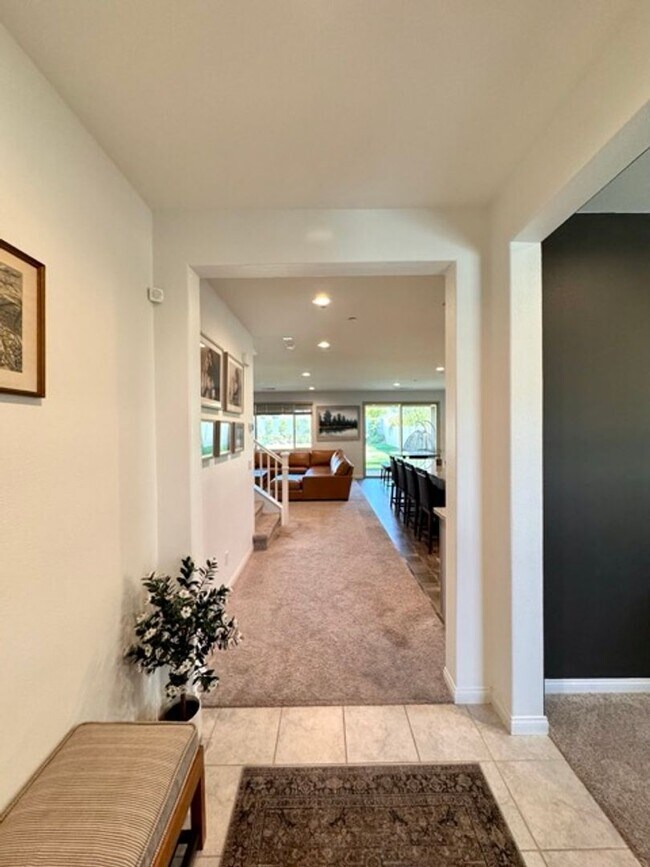 Building Photo - Welcome to this stunning two-story home lo...