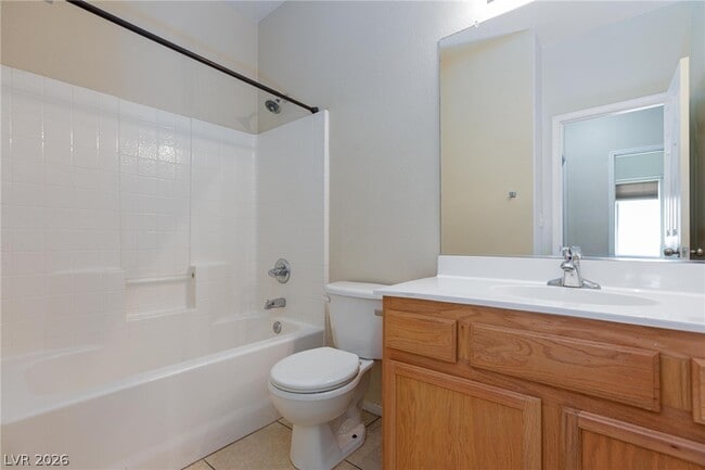 Building Photo - 2598 Highland Cliff Dr