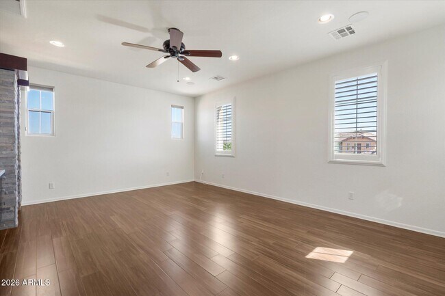 Building Photo - 26036 N 85th Dr