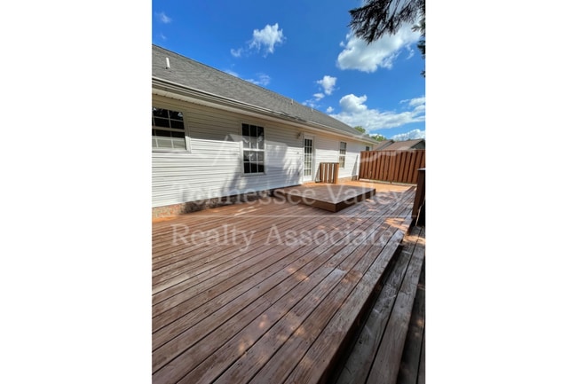 Building Photo - 1513 Mayapple Dr