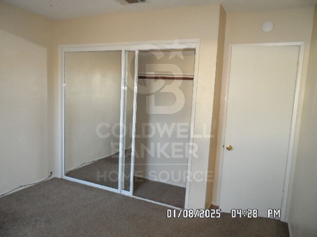 Building Photo - 3 Bedrooms, 2 Bathrooms, 1341 sq. ft.2 Car...