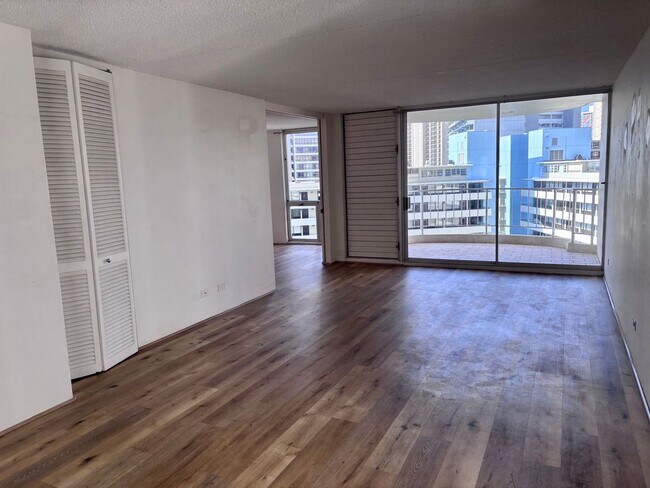 Building Photo - For Rent | A 3 Bedroom, 3 Bathroom, with 1 Assigned Parking Stall at Waipuna