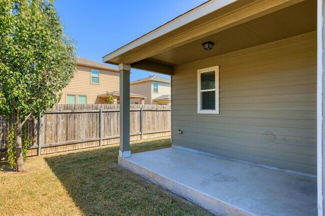 Building Photo - 6300 Garden Rose Path