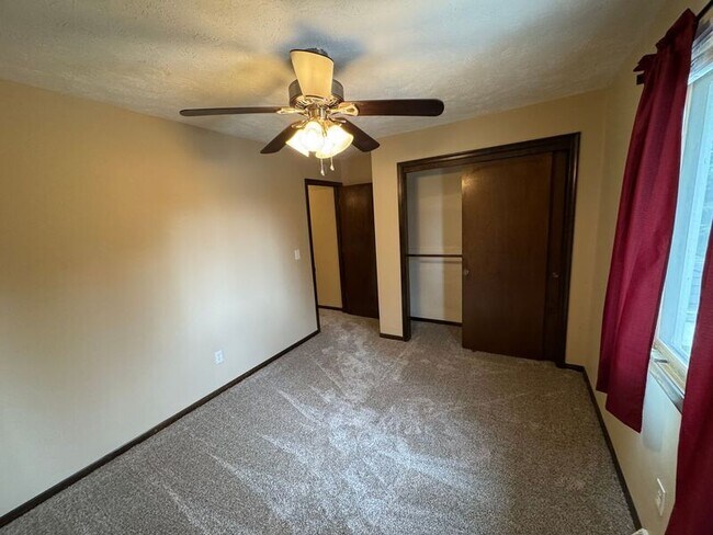 Building Photo - 5134 Poppleton Ave