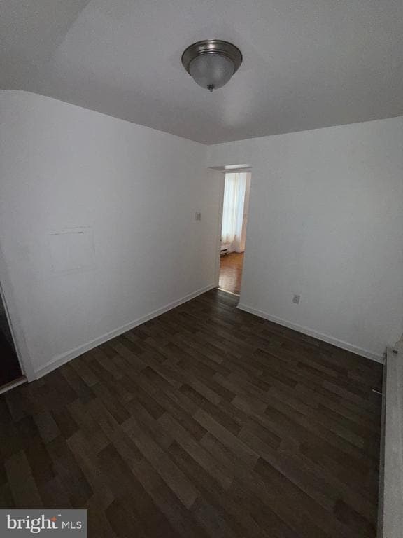 Building Photo - 600 E Girard Ave