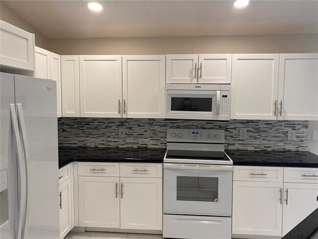 Building Photo - 12348 NW 53rd St