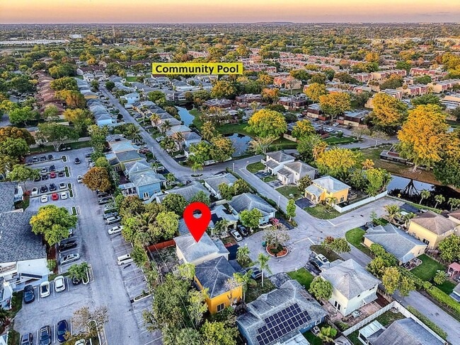 Building Photo - 5789 Woodland Point Dr