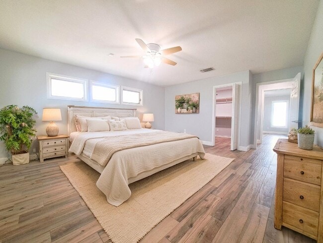 Building Photo - 112 Farm to Market 1042