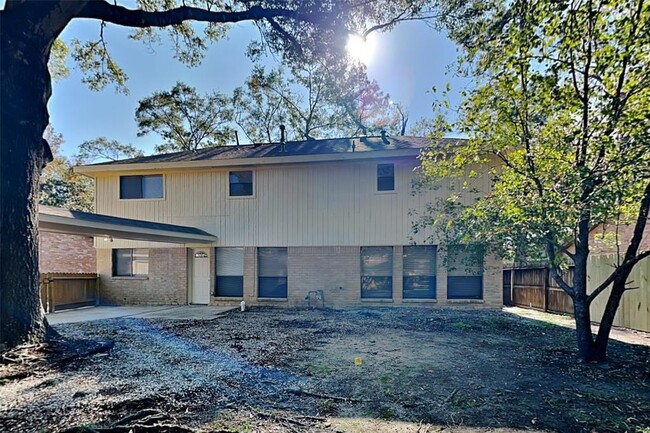 Building Photo - 3803 Hill Springs Dr