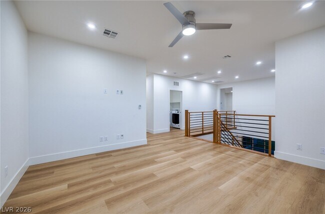 Building Photo - 9696 Starlight Ridge Ave