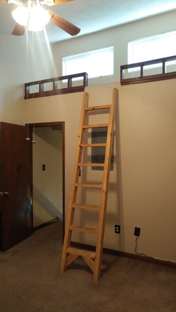 Building Photo - 2 BR / 2 BA Townhome in Continental Oaks II