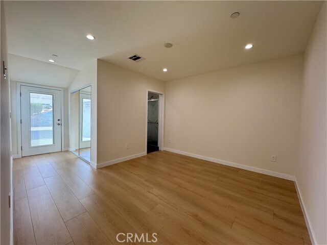 Building Photo - 8633 Bluffdale Dr