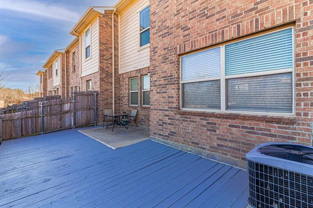 Building Photo - 4132 William Dehaes Dr