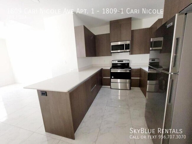 Building Photo - 1809 Cari Nicole Ave