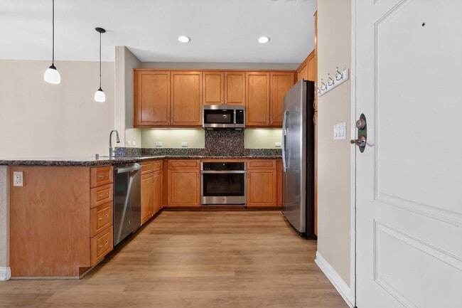 Building Photo - 3857 Pell Pl