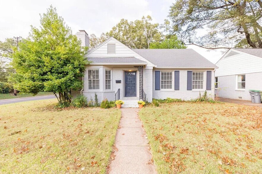 Building Photo - 380 Holmes Cir