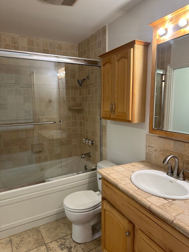 Building Photo - 7060 Shoup Ave