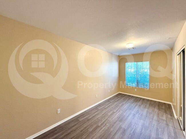 Building Photo - 760 N Laguna Dr