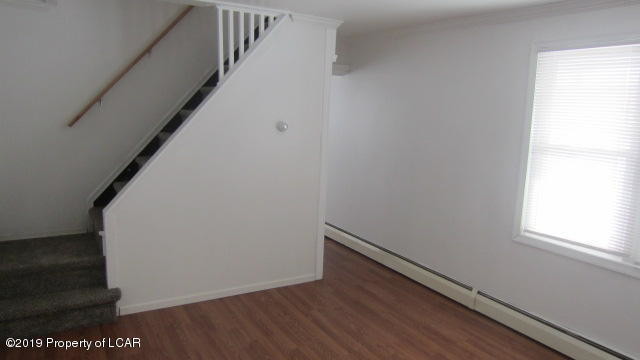 Building Photo - 120 S Chestnut St