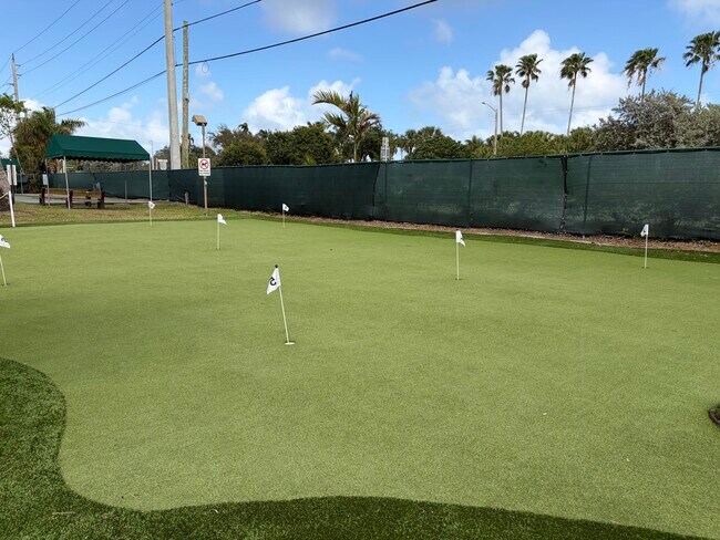 Building Photo - 27 Royal Palm Way